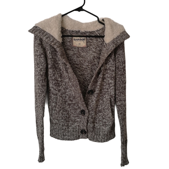 Le Garage Knot Button-up Faux-fur Hoodie - Picture 3 of 9